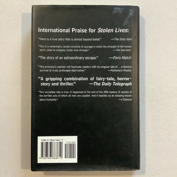 Stolen Lives by Malika Oufkir and Michèle Fitoussi Hardcover Book - Picture 5 of 6